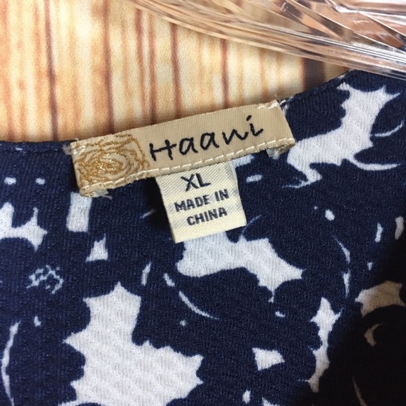 Haani Navy Floral Gold Hardware Cutout Shift Dress - Picture 6 of 7